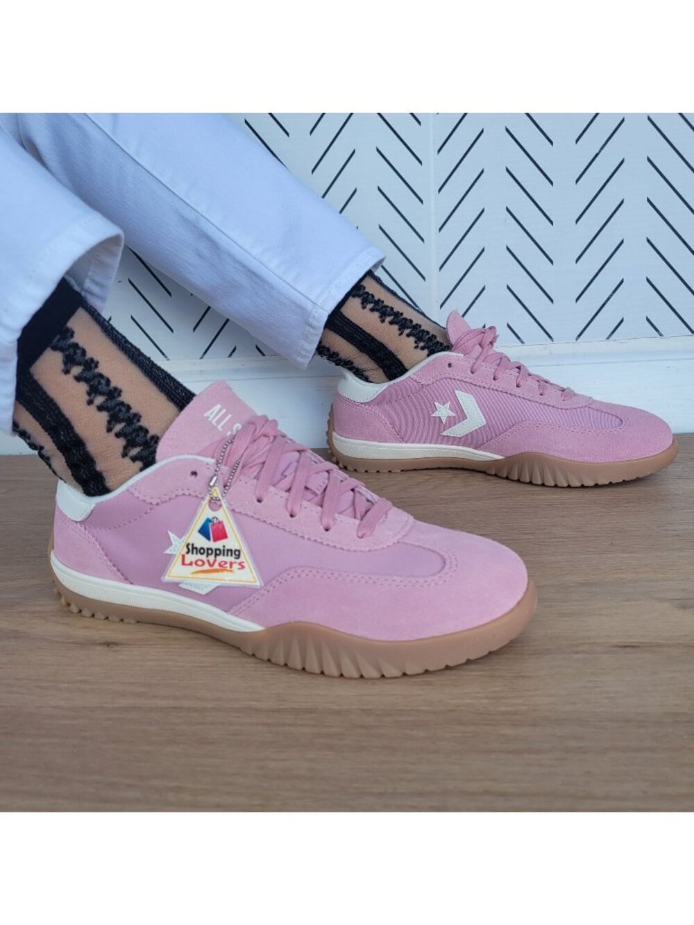 ⭐Converse Run Star Trainer Ox Sz 7 Women Casual Shoes Suede Sneaker Pink A13362C
